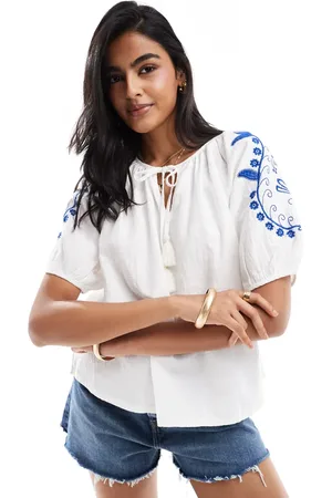 JDY Embroidered sleeve top in