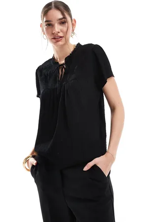 JDY Broderie pussybow blouse in