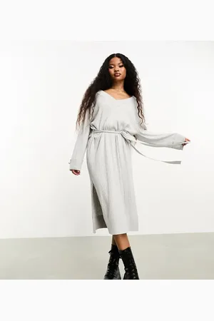 River Island V-neck midi dress with belt detail in marl