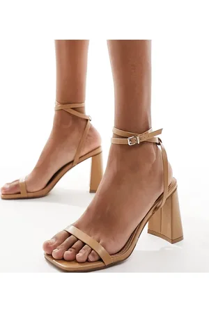 Simmi London Simmi London Wide Fit Bia strappy block heeled sandal in beige