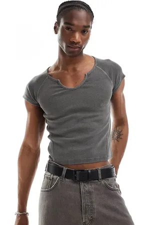 Reclaimed Shrunken ribbed t-shirt with notch neck in washed charcoal