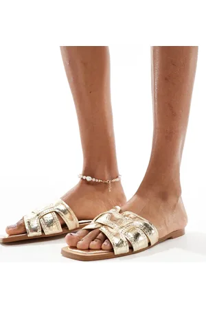 Stradivarius Flat sandal in