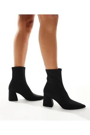 Stradivarius Heeled ankle boot in with chunky heel