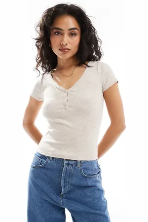 Hollister Henley t-shirt in oatmeal
