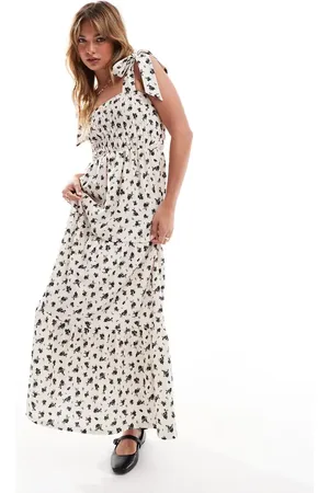 Miss Selfridge Ditsy floral shirred maxi dress