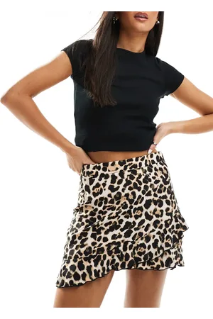 Pimkie Ruffle hem mini skirt in leopard