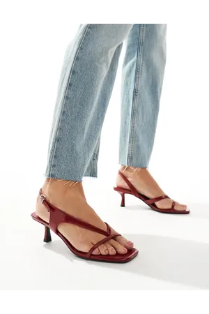 Stradivarius Strappy kitten sandal in burgundy