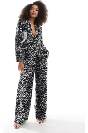 VILA Textured blazer co-ord in leopard print