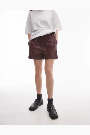 Topshop Faux leather paperbag short in burgundy