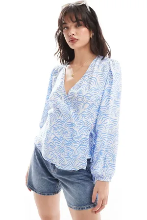 JDY Wrap blouse in white & shell print