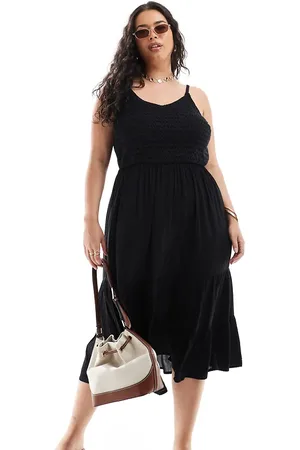 Yours Crochet maxi dress in black
