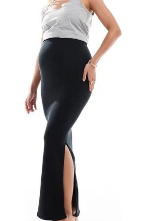 Mama;licious Mamalicious Maternity soft ribbed stretch maxi skirt with side split in
