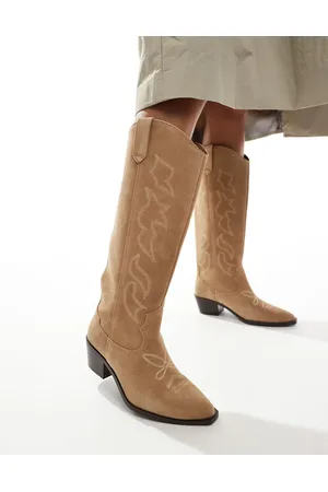 Stradivarius Leather cowboy boot in beige
