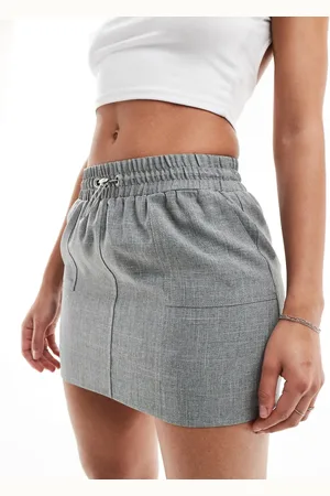 Miss Selfridge Tailored cargo pull on mini skirt