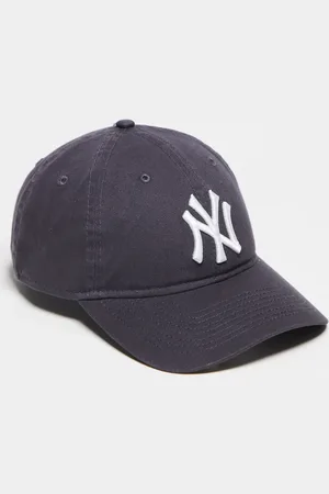 New Era NY Yankees 9forty cap in washed grey
