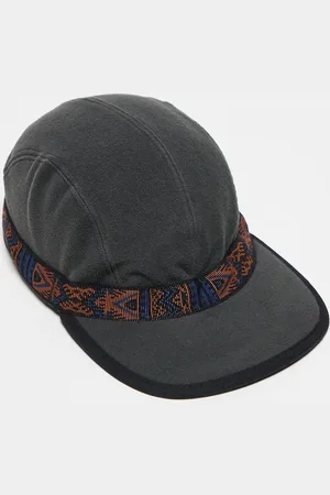Kavu Fleece strap cap in