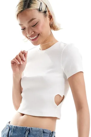 ONLY Ribbed top with open heart detail in