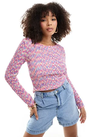 Pieces® Textured long sleeved top with pink lettuce edge stitching in print