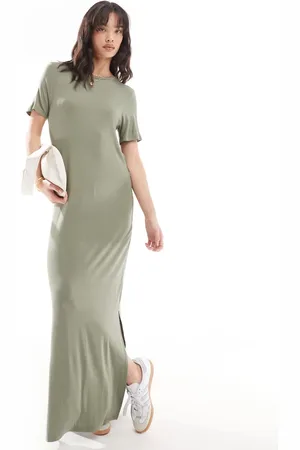 Pieces® Maxi t-shirt dress in khaki