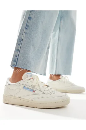 Reebok Club C 85 vintage trainers in off