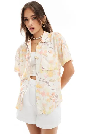Miss Selfridge Linen look resort shirt in postcard print