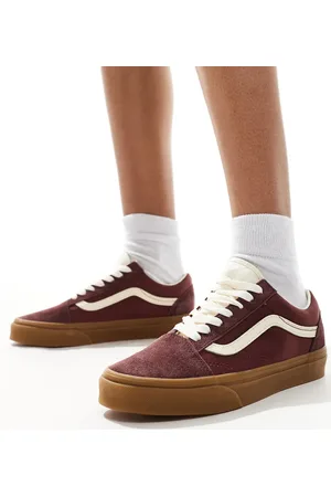 Vans Old skool trainers in burgundy with gum sole