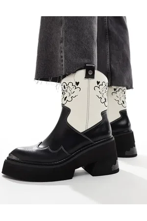 Buffalo Bull Cowboy boot in