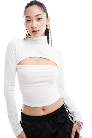 Daisy Street Long sleeved cut out top in