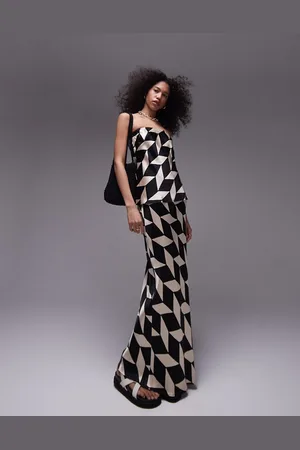 Topshop Co-ord satin maxi bias skirt in mono geo print
