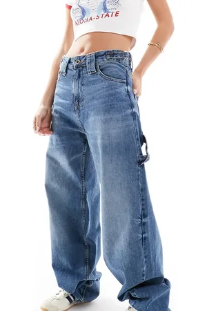 Stradivarius Stradivairus Petite carpenter jean with adjustable waist in medium