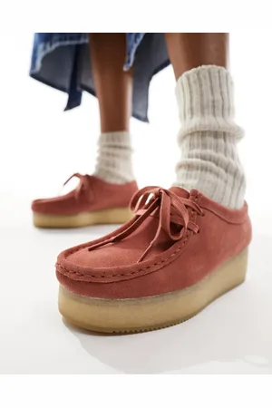 Clarks Wallacraft Bee shoes in teracotta suede
