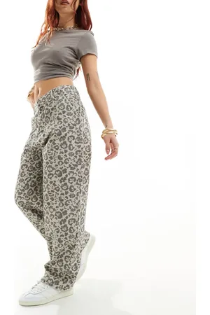 Stradivarius STR barrel jean in leopard print