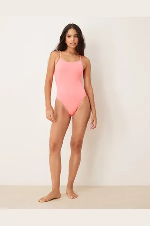 Nike Nike Hydrastrong cutout tight fit performance swimsuit in