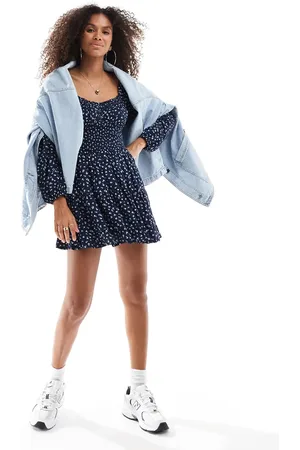 Hollister Long sleeve smocked waist skort dress in ditsy print