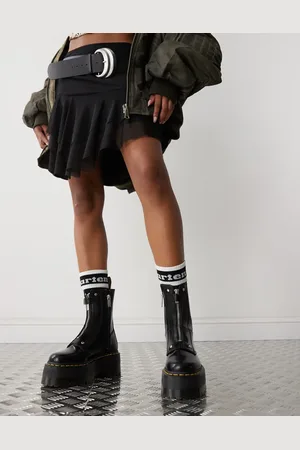 Dr. Martens Jetta hi max zip boots in leather
