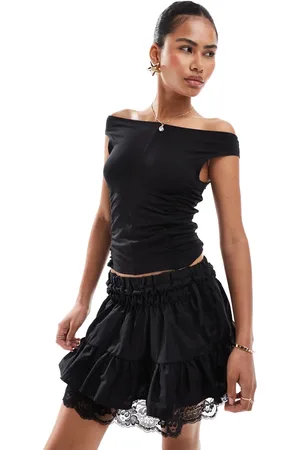 Weekday Regina bardot top with front seam and ruched detail in