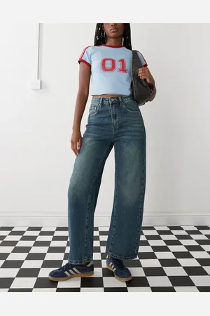 Urban Revivo Barrel leg jeans in medium