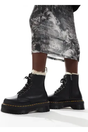 Dr. Martens Jadon fur lined 8 eye boots in pisa