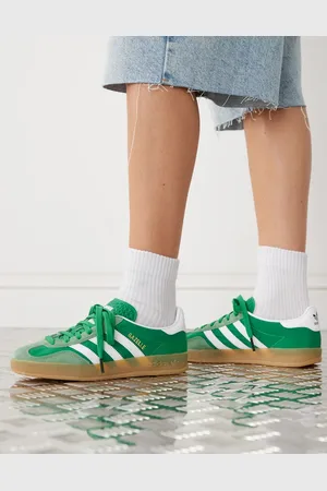 adidas Gazelle Indoor in and white