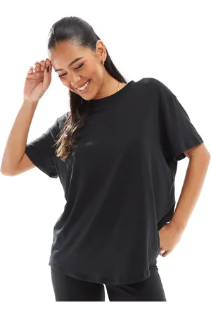 Nike Nike One Training Dri-FIT relaxed t-shirt in