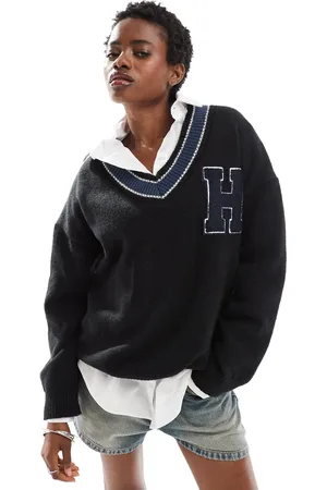 Daisy Street V neck varsity knitted jumper with frayed hem