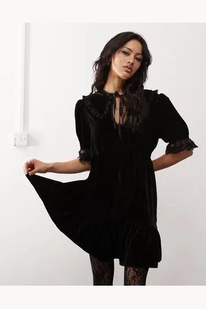 Reclaimed Mini tea dress with collar in velvet
