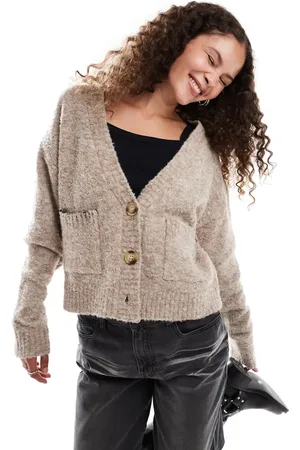 Daisy Street Cropped boxy cardigan with blanket stitch detail