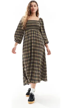 Daisy Street Balloon sleeve maxi dress with shirred bodice in bronw navy check