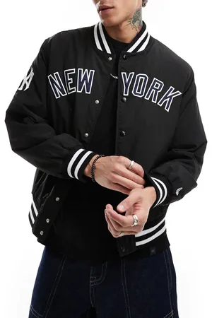 New Era NY Yankees logo varsity style bomber jacket in black