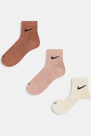 Nike Everyday Cushioned Plus 3 pack ankle socks in
