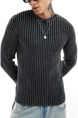Weekday Morris slim v neck jumper in washed