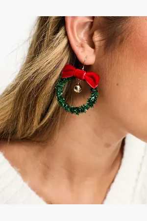 Accessorize Christmas wreath earrings in