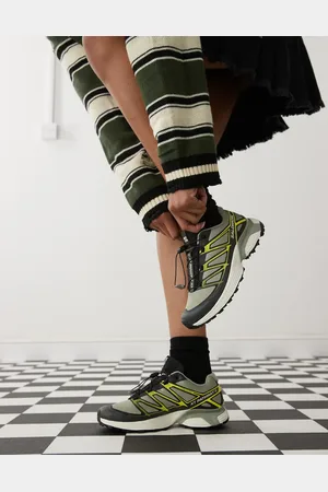 Salomon XT-Pathway 2 trainers in and yellow