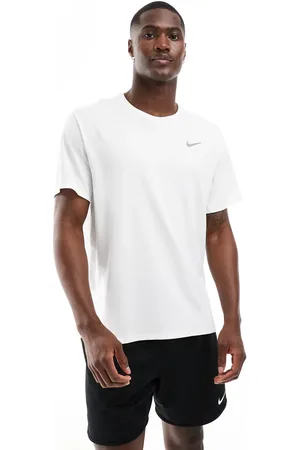 Nike Miler Dri-FIT t-shirt in